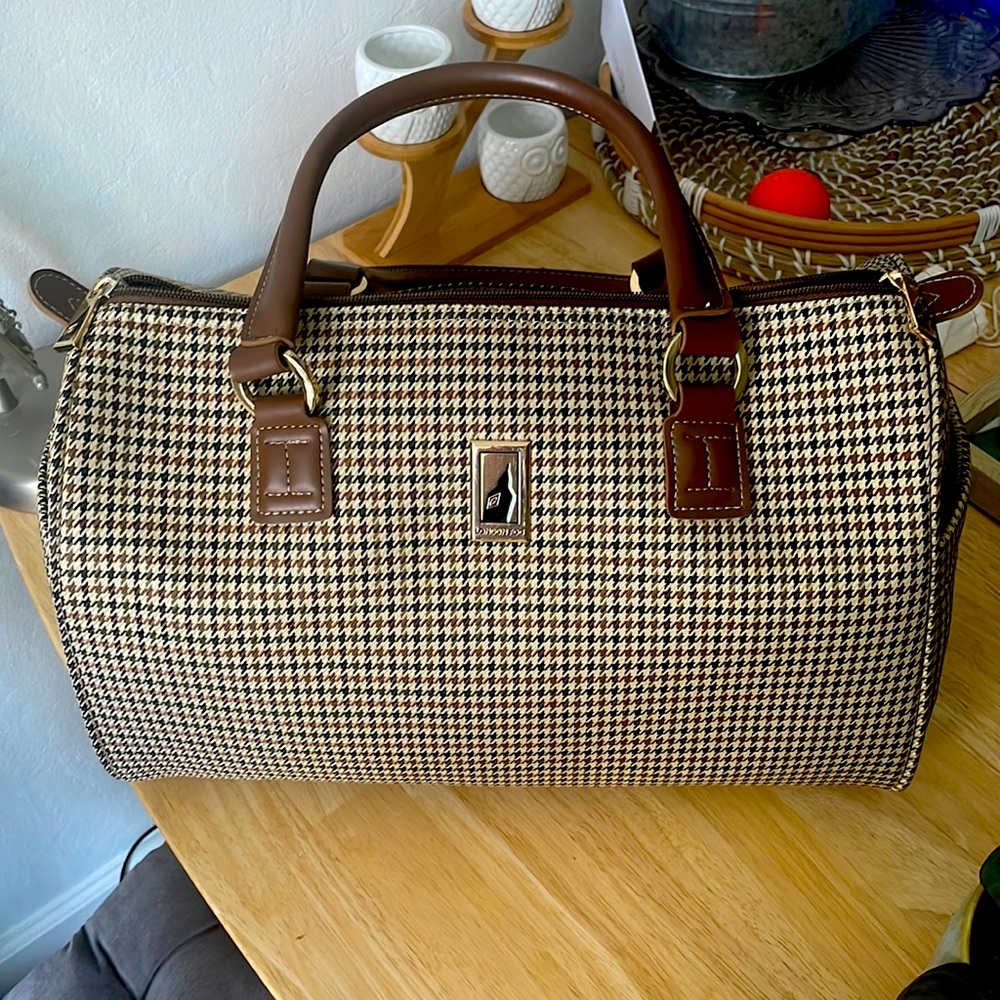 NWOT London Fog Chelsea Carry-on Satchel Bag in houndstooth